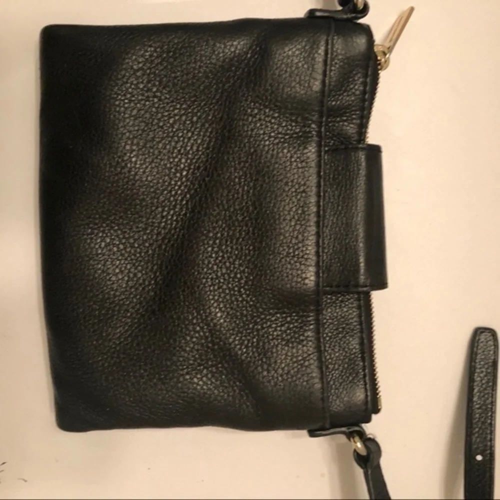 Michael kors black leather crossbody messenger bag